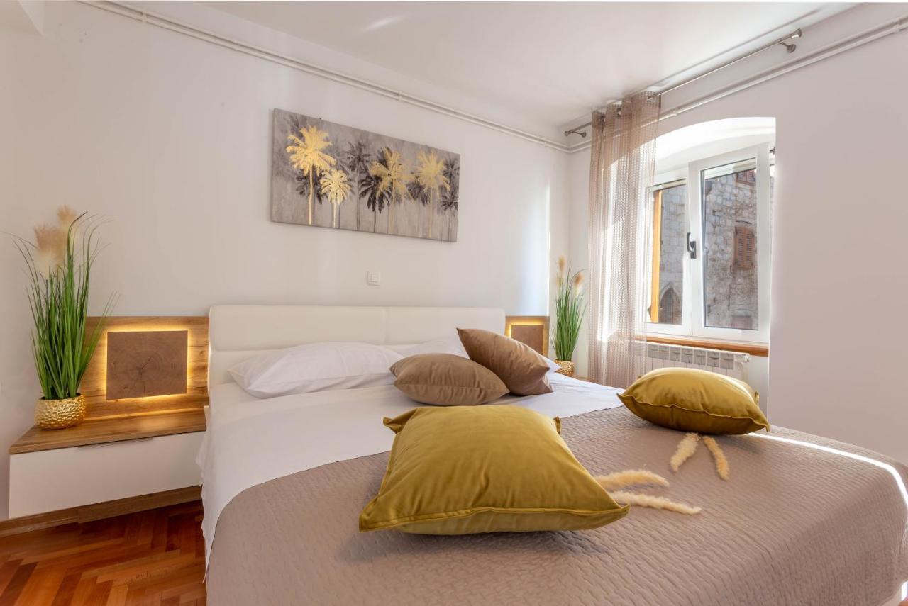 Deluxe Dreamy Room In The Center Of Hvar With Sea View Хвар Экстерьер фото