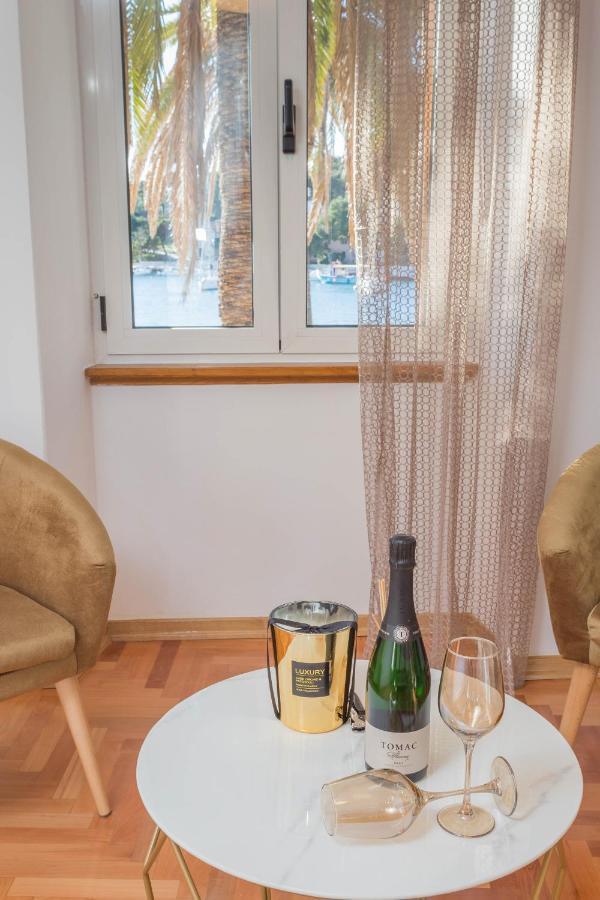 Deluxe Dreamy Room In The Center Of Hvar With Sea View Хвар Экстерьер фото