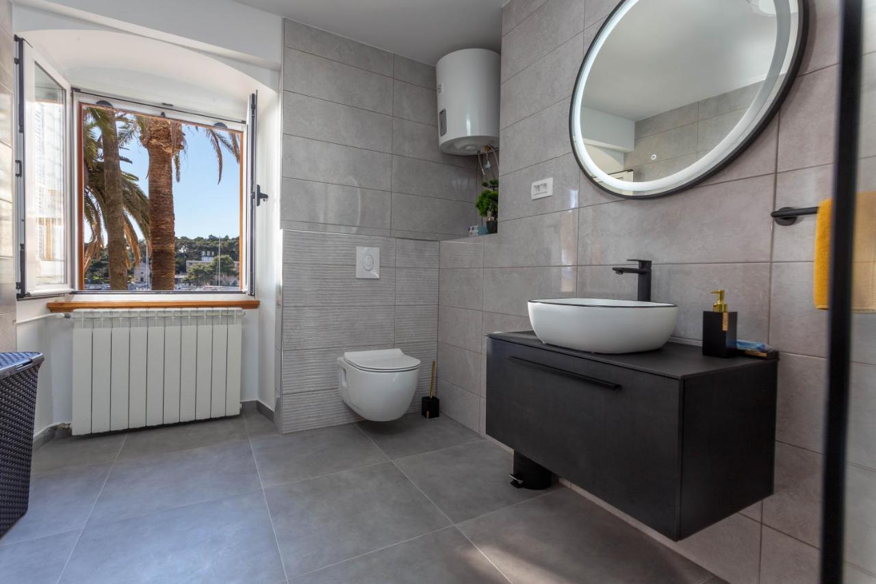 Deluxe Dreamy Room In The Center Of Hvar With Sea View Хвар Экстерьер фото